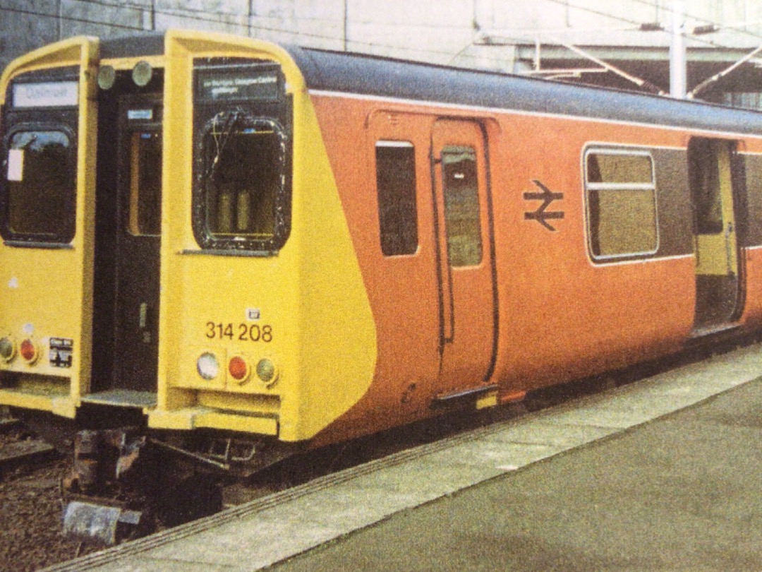 Alex Coomber on Train Siding: A Class 314. No. 314208 built in 1979 for the inner surburban services of the Strathclyde PTE and still in service. The Class 314s
are...