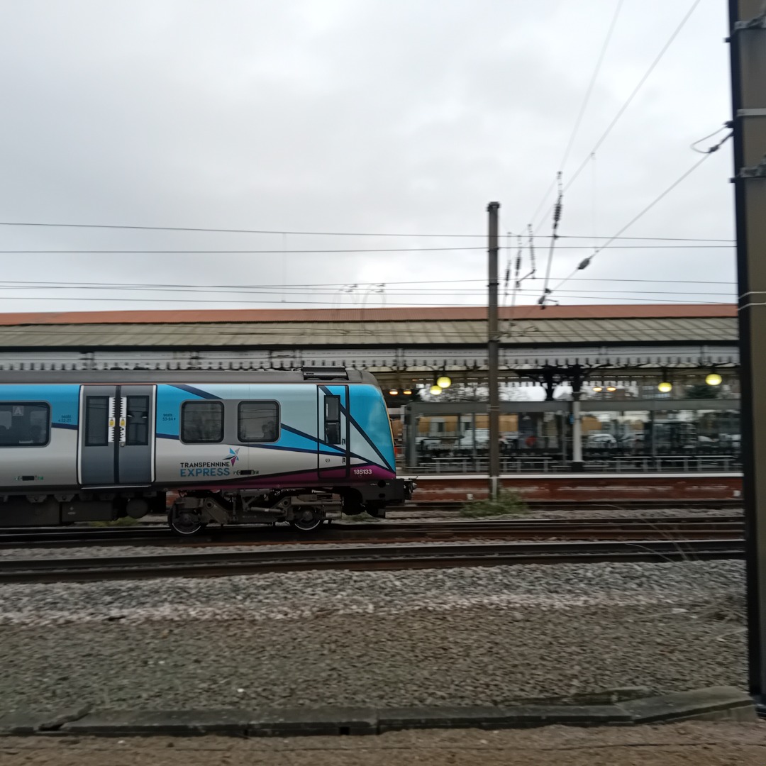 Country Trains on Train Siding: A but of a late post but caught Class 47 'Crewe Diesel Depot', a Black 5 and Sir Nigel Gresley 60007 at York and a few
other spots. A...