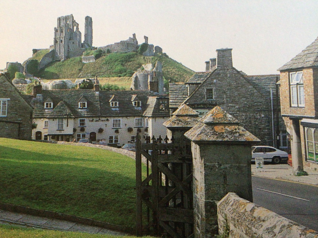 Alex Coomber on Train Siding: The picturesque village of Corfe Castle was usually traffic clogged until the Swanage Railway and the Park and Ride at Norden
helped to...