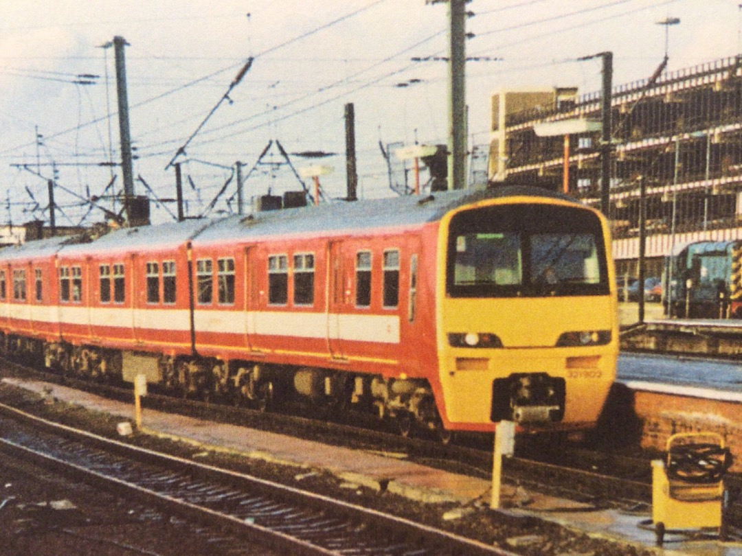 Alex Coomber on Train Siding: A Class 321/9 No. 321902. The final batch of 3 Class 321 units was introduced in 1991 and specifically dedicated to the West
Yorkshire...