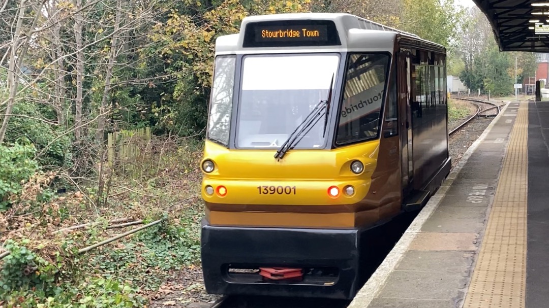 Theo555 on Train Siding: Took a trip to Stourbridge today, mainly to film a review video on my local train, the Class 172, I also took a quick journey on the
Class 139...