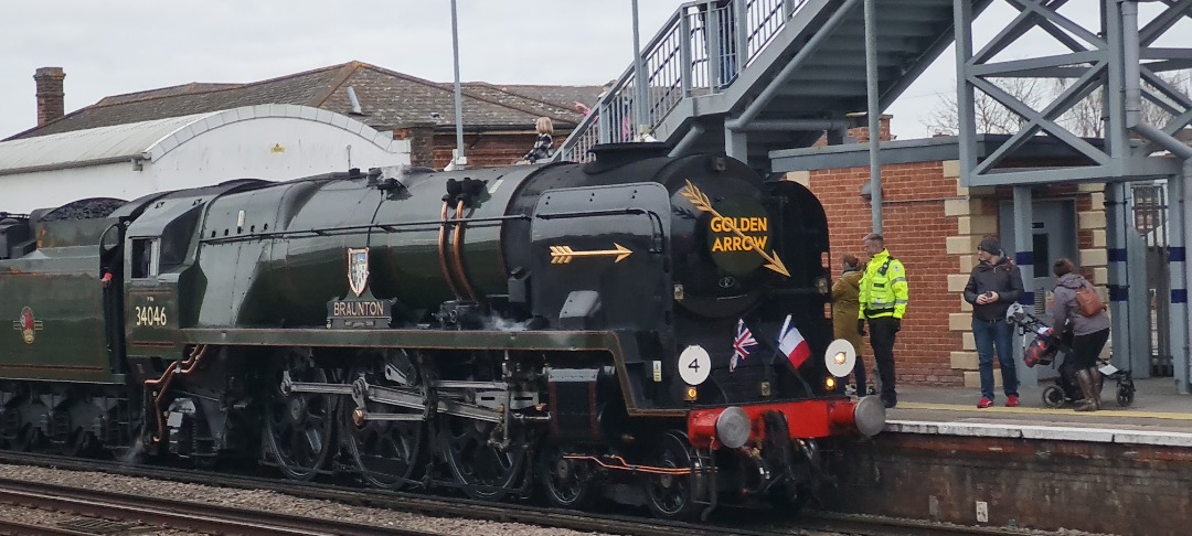 andrew1308 on Train Siding: Yesterday 4th March we had a visit in Kent by 34046 Braunton on the 1Z12 Golden Arrow from Birmngham to Canterbury West and the
return via...