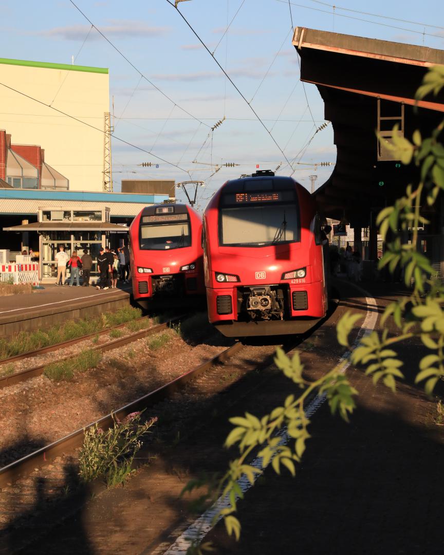 Train Siding in an online community for all railway enthusiasts, trainspotters and railway modellers from around the world.