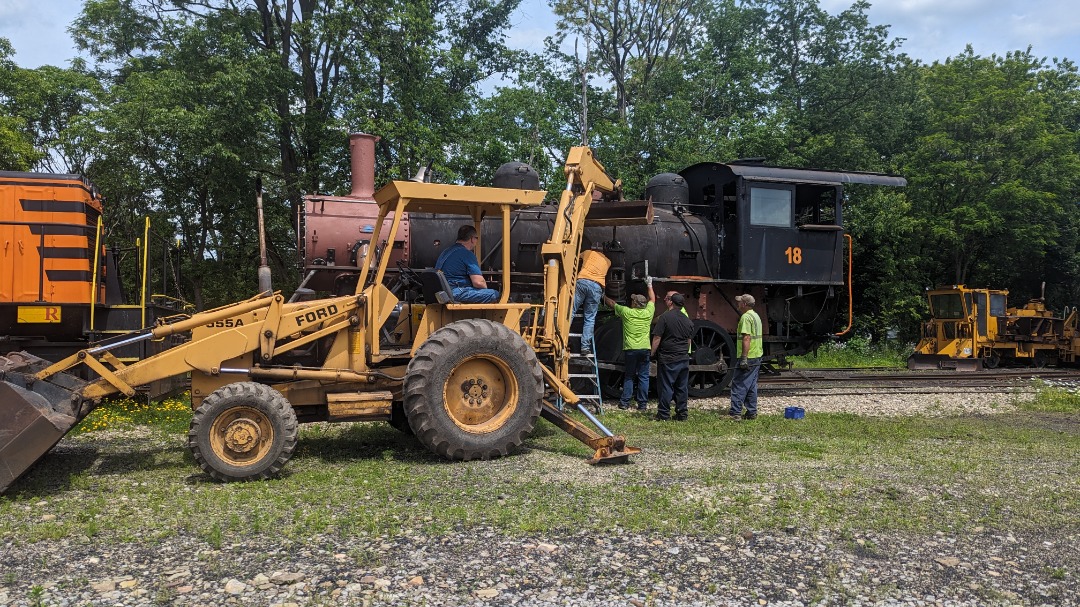 CaptnRetro on Train Siding: Before heading to Olean today I swung by the A&A shops, the crew was mounting the air pumps on the 2-8-O steam engine, which is
wrapping up...