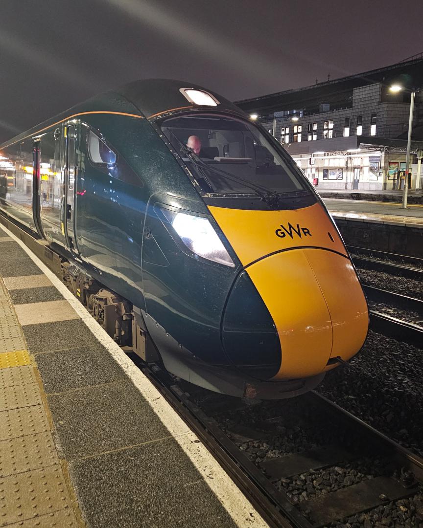 Kacper Rulinski on Train Siding: Random Photo Dump; Class 387 at DID, 2 800s coupled at CPM, 165132 at CPM, a 166 at BTH, 221 at BRI, 800 at BRI, 166205 at CPM,
and...