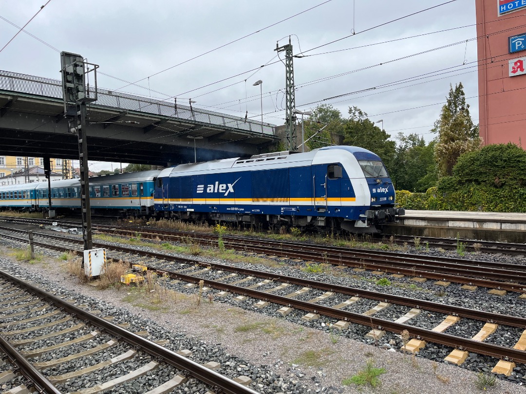 Joran on Train Siding: Een internationale trein die naar Praag ging zonder dat ik een locomotiefwissel zag genomen in Regensburg Hbf.