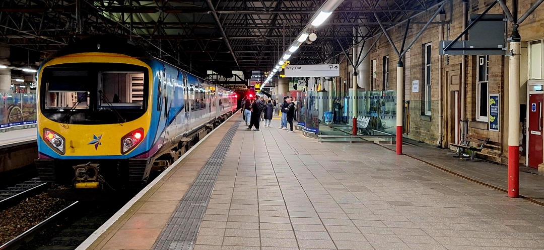 Guard_Amos on Train Siding: Yesterday's night time helping come from Southport, Preston and Manchester Victoria (29th October 2024)