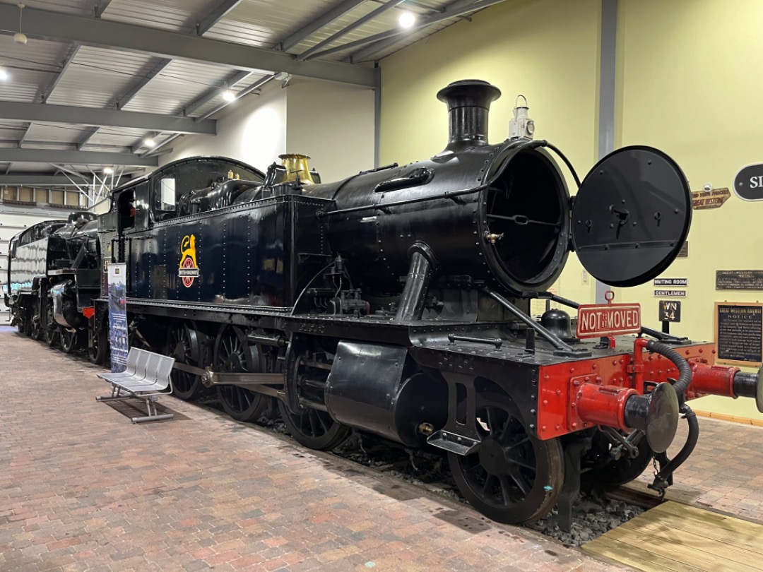 RodRail on Train Siding: #Highley #EngineHouse #Museum #SVR #steam #heritage #SevernValleyRailway #LondonTransport #LMR #Gordon