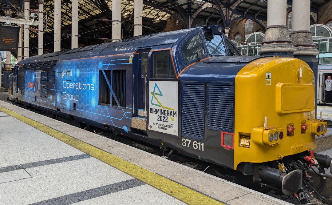 Paul Seath on Train Siding: Rail Opeations Group 37611 "Denise" with Commonwealth Games Side Logo rests in Platform 7 at London Liverpool Street