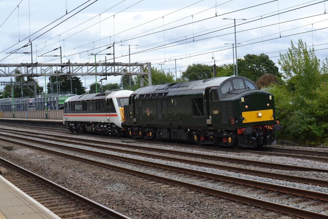 Inter City Railway Society on Train Siding: 37521+89001 working the 0Z39 Brush Loughborough - Crewe Holding Sidings seen at Tamworth