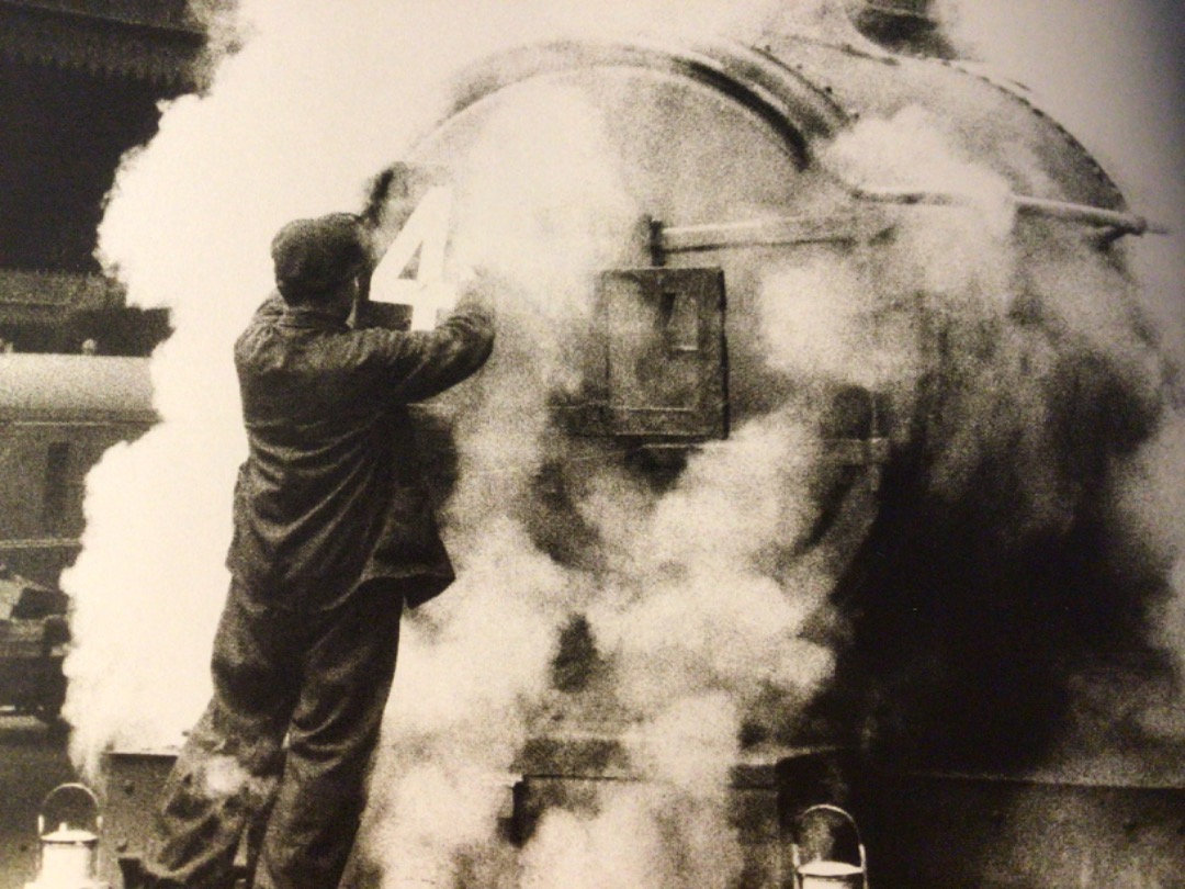 Alex Coomber on Train Siding: Shrouded in steam getting ready to leave Platform 1 at London Paddington with a down express in March 1958. A Castle Class 4-6-0
is...