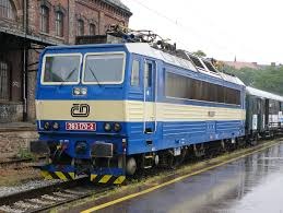 MR. Ikarus on Train Siding: (163, 363). Names: Pershing, Ász. Manufacturer: Škoda Plzeň. Manufactured: 1980-1990. Origin: Czechoslovakia (ČD).