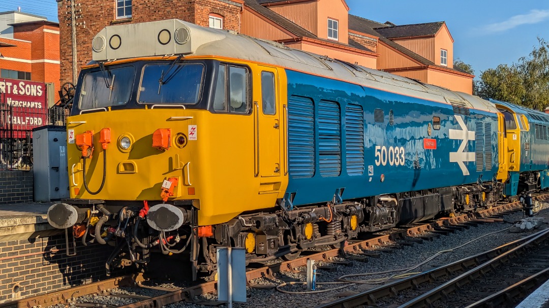 kieran harrod on Train Siding: Hoover treasures of the SVR, collection of photos of class 50s running at the SVR autumn diesel gala at Kidderminster last
weekend....