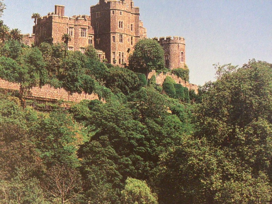 Alex Coomber on Train Siding: A very popular place to visit from the West Somerset Railway is the picturesque village of Dunster and its castle. The home of
the...