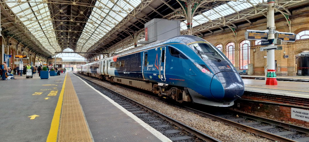 Guard_Amos on Train Siding: Yesterdays helping from come work are from Preston, Barrow, Lancaster, Manchester Victoria and Wigan (25th October 2024)