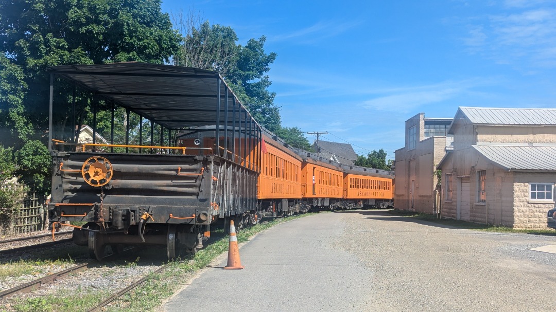 CaptnRetro on Train Siding: Built between 1914 to 1917, depending on the car, the Arcade & Attica rosters a fleet of 6 "Boonton" style coaches,
Formerly of the...