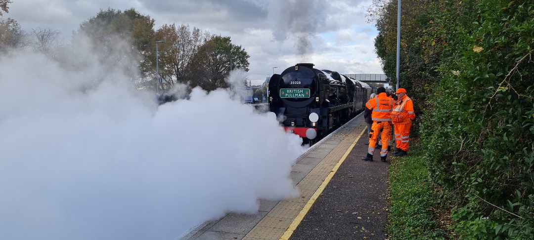 andrew1308 on Train Siding: Here are a few pictures take today at Headcorn station of 35028 Clan Line with the RailAid special