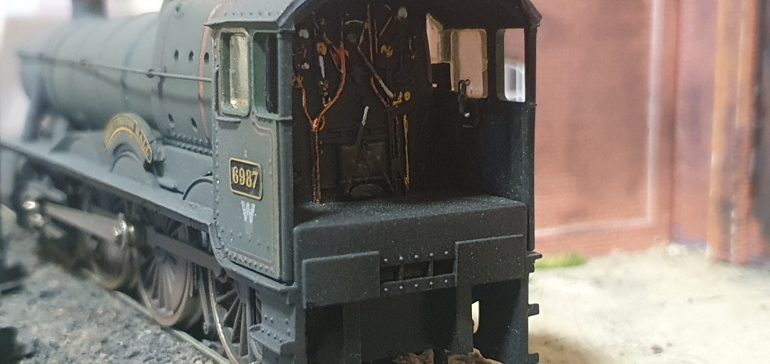 Timothy Shervington on Train Siding: My model of 6987 Shervington Hall as built resprayed and weathered plus decals were done by a friend of mine. The cab
detailing...