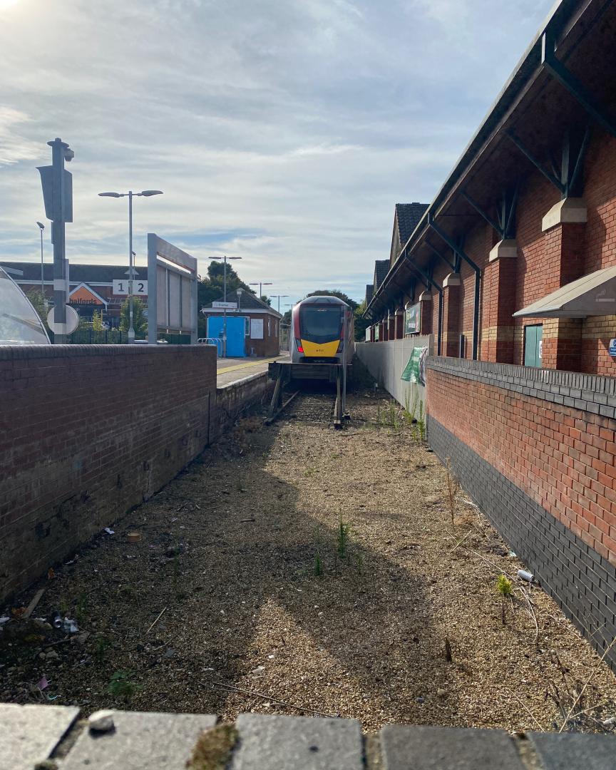 gregory.price2 on Train Siding: Greater Anglia Sheringham to Norwich service waiting in Cromer Satation for a green light this afternoon