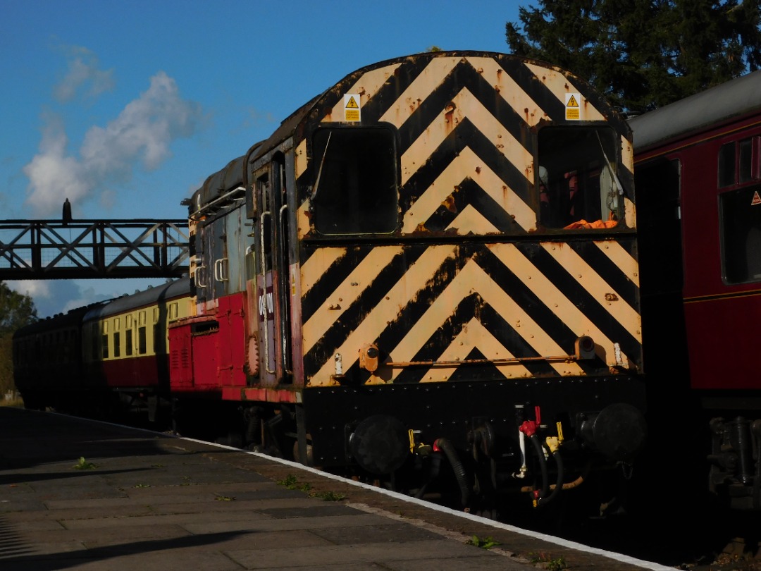 Transport in N-E Lincolnshire on Train Siding: #trainspotting #train #steam #diesel #shunter #crossing #station #depot #lineside #photo