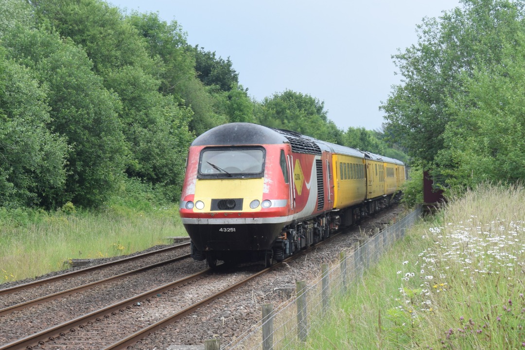 Hardley Distant on Train Siding: CURRENT: 43251 (From - 1st Photo) and 43274 (Rear - 2nd Photo) approach Appleby Station today with the 5Z43 11:52 York Holgate
Siding...