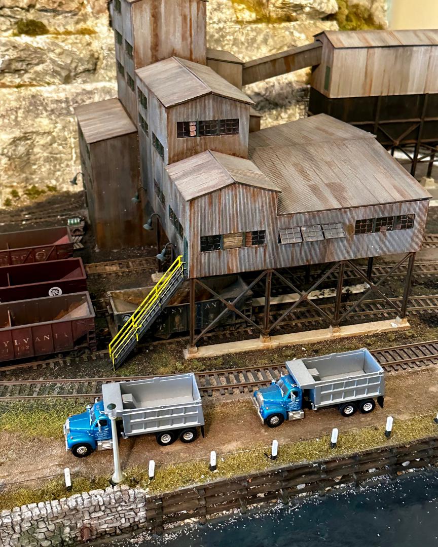 Train Siding in an online community for all railway enthusiasts, trainspotters and railway modellers from around the world.