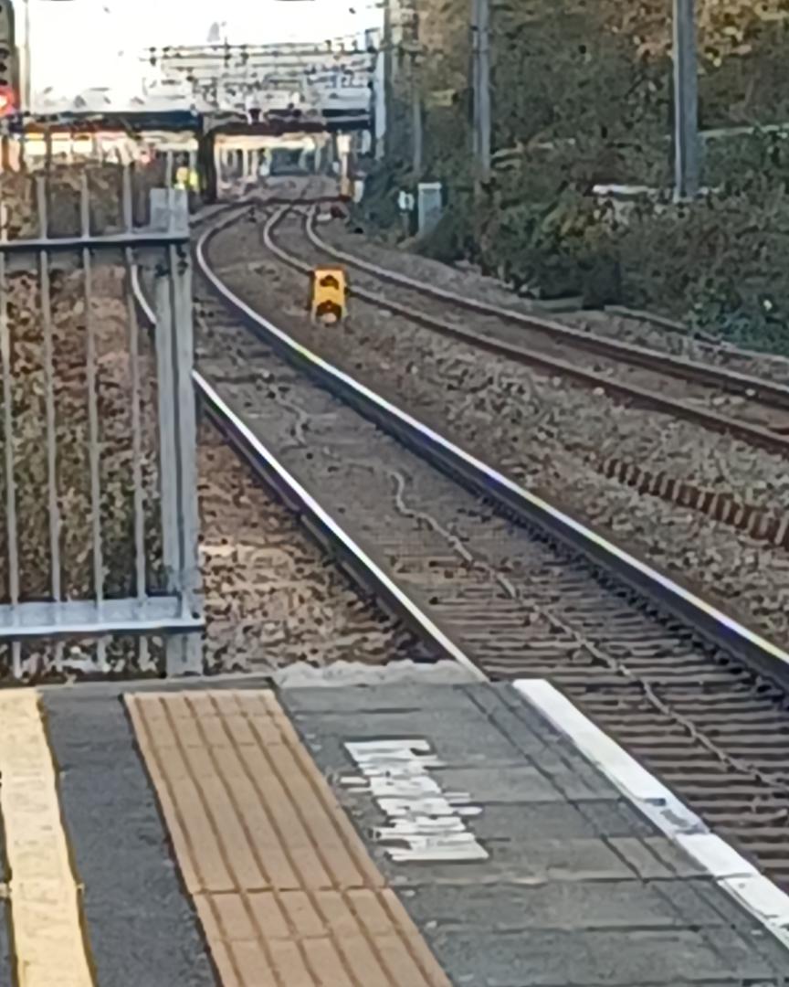 BlooFlipp on Train Siding: Ealing Broadway Plat 3 and 4 Elizabeth Line Platforms Are Currently Closed So The Class 345 Are using Platforms 1 and 2. Here are
some views